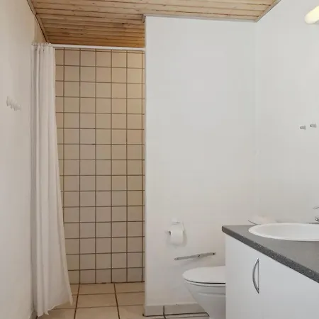 11 Bedroom Stunning In *